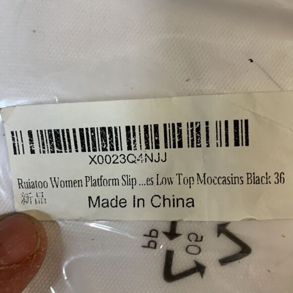 Ruiatoo Size 5.5 women’s low top black platform moccasins faux suede - Picture 8 of 9